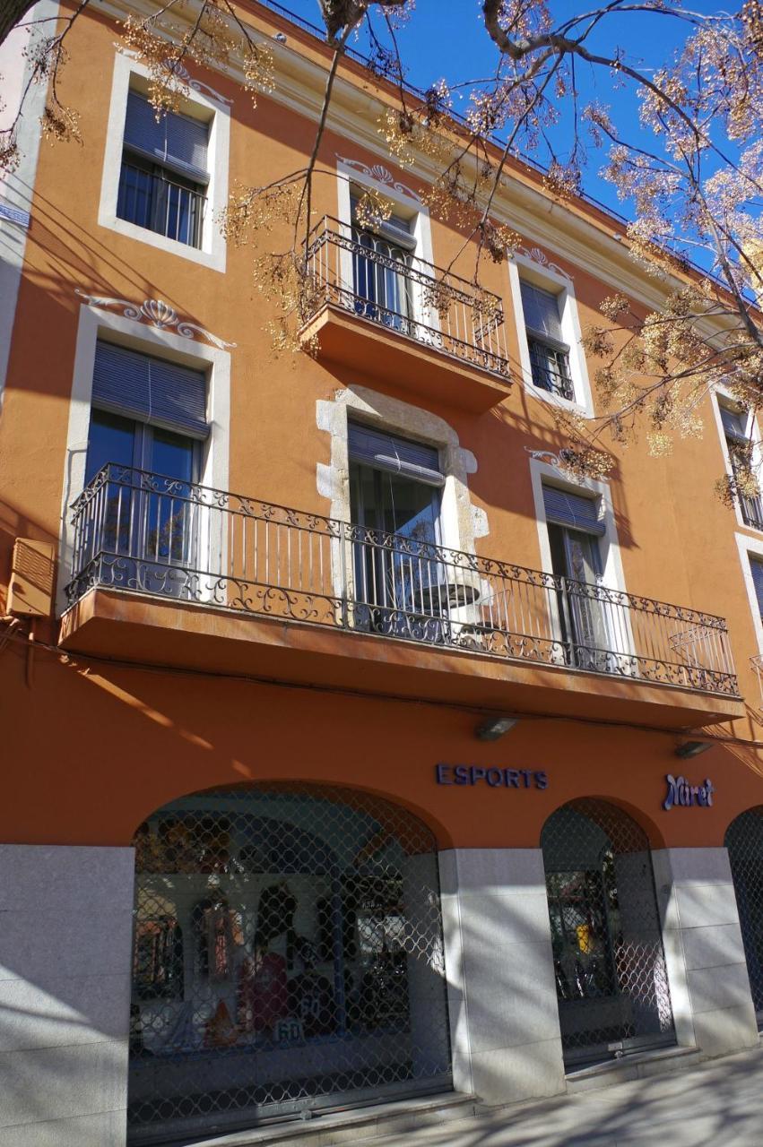 Apartament En Placa Nova 2, 帕拉弗鲁赫尔 外观 照片